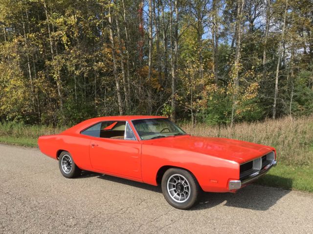 1969 Dodge Charger - photo 2