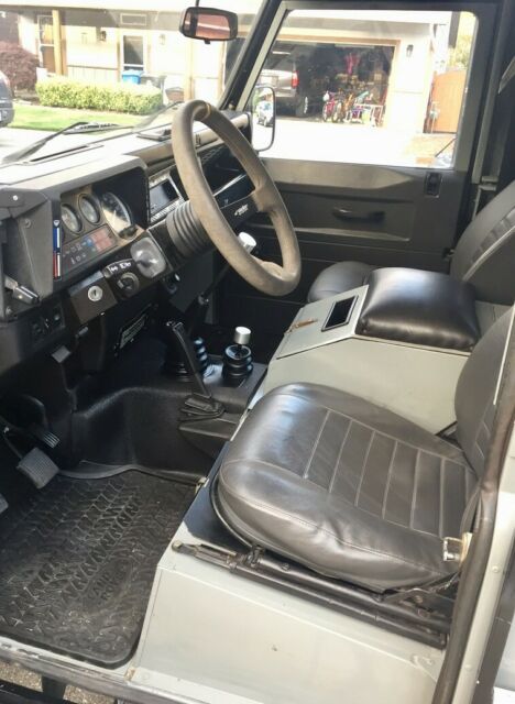 1991 Land Rover Defender 90 - photo 11