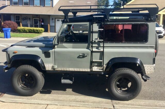 1991 Land Rover Defender 90 - photo 2