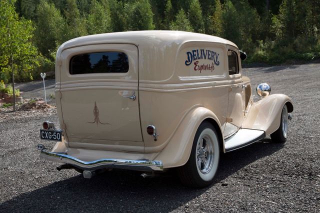 1934 Ford Sedan Delivery - photo 3