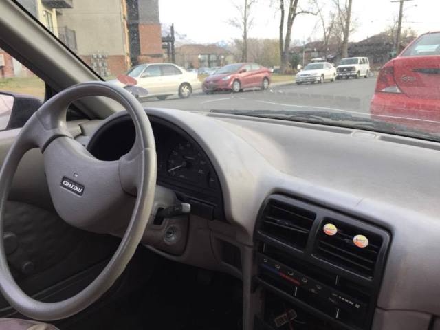 1994 Geo Metro HATCHBACK 2 DOOR - photo 4