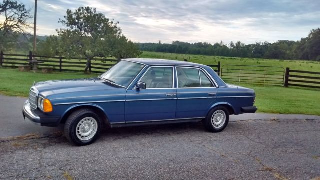 1984 Mercedes-Benz 300-Series 123D - photo 5