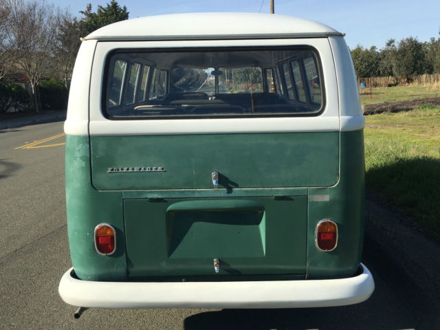 1967 Volkswagen Bus/Vanagon 5 Door Standard Microbus 2 Tone Paint - photo 5