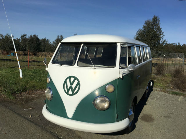 1967 Volkswagen Bus/Vanagon 5 Door Standard Microbus 2 Tone Paint - photo 6