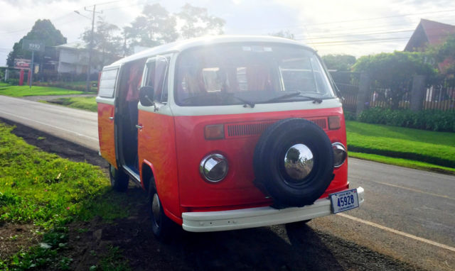 1973 Volkswagen Bus/Vanagon GERMAN KOMBI 8 WINDOW 4-DOOR AIR-COOLED - photo 5