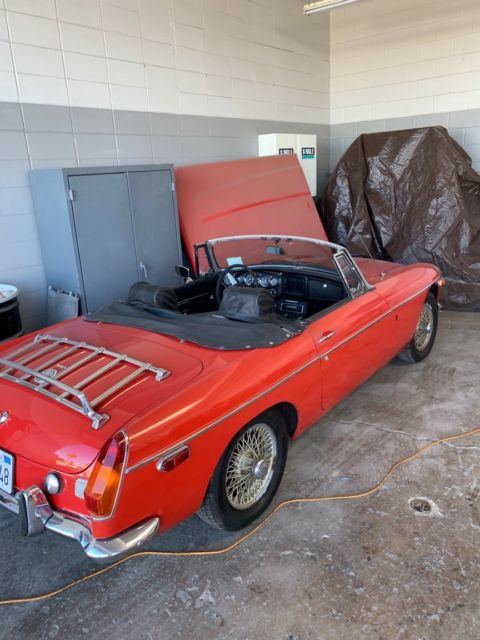 GHN5UE337298G-1974 MG MGB CONVERTIBLE 1974 MG MGB CONVERTIBLE