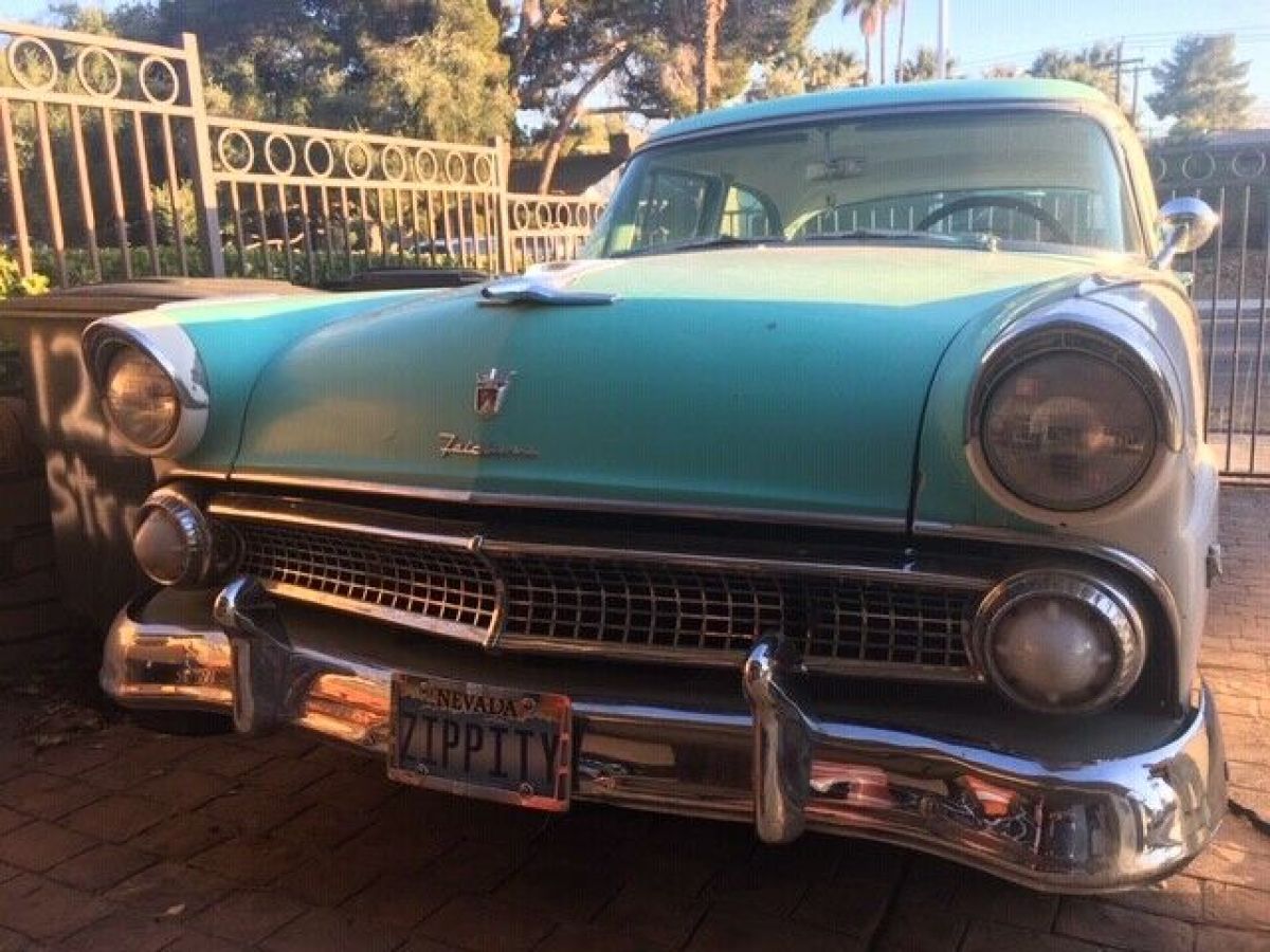 1955 Ford Fairlane - photo 4