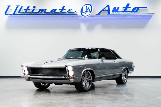 1965 Buick Riviera - photo 2