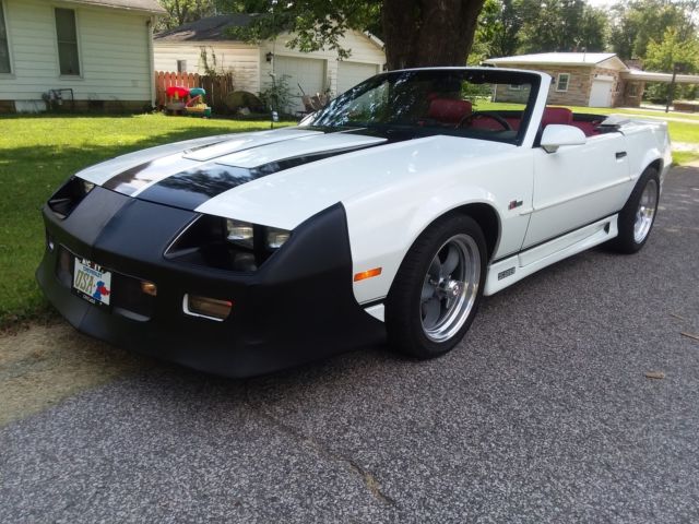 GM Chevy Camaro Convertible Leather IROC Z28 Orig 36,464 Mile Car Spec Edit Pkg 1991 Chevrolet Camaro Loaded