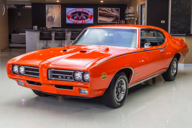 GM Heritage Car! Numbers Matching 400ci V8, TH400, A/C, PS, PB, Movie Featured! 1969 Pontiac GTO Judge Recreation