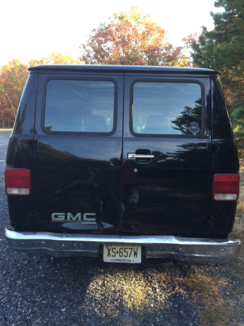 1988 GMC Vandura Van 2 Door with Side and Back door - photo 8
