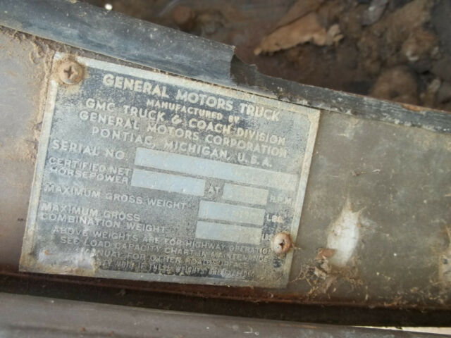 1953 GMC 2 ton - photo 4