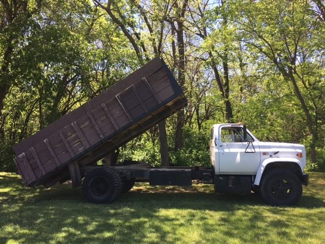 1984 GMC 7000 - photo 3