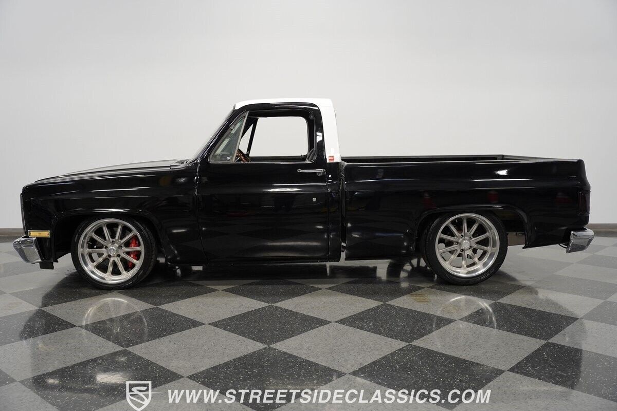 1984 GMC C1500 Supercharged LS Restomod - photo 3