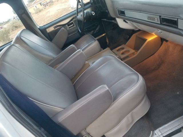 1983 GMC Sierra 3500 - photo 11