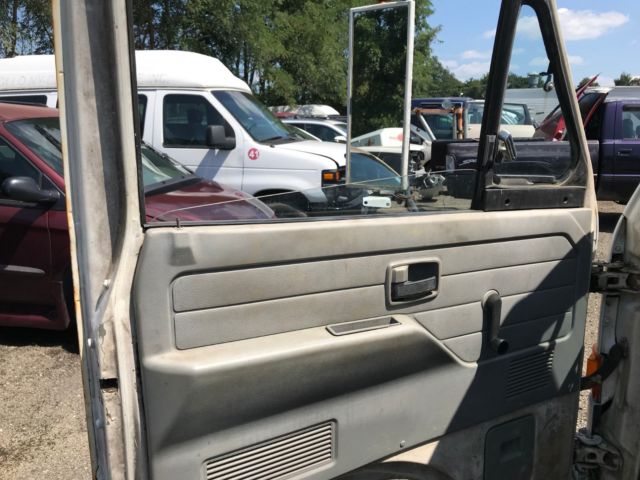 1986 GMC W4000 Forward - photo 6