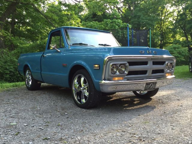1972 Chevrolet C-10 SHOW TRUCK - photo 3