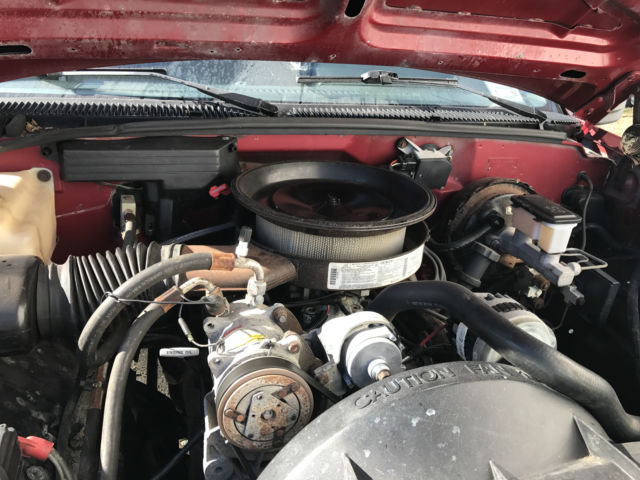 1991 GMC Other Sierra SLE Standard Cab Pickup 4x4 5.7 liter auto. - photo 3