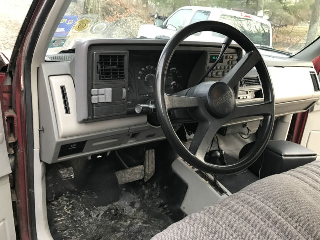 1991 GMC Other Sierra SLE Standard Cab Pickup 4x4 5.7 liter auto. - photo 6