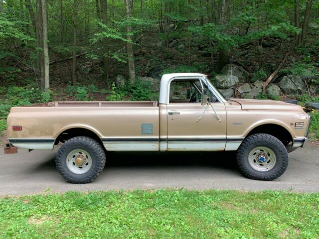 GMC K2500 4x4 with AC 1970 GMC C-10