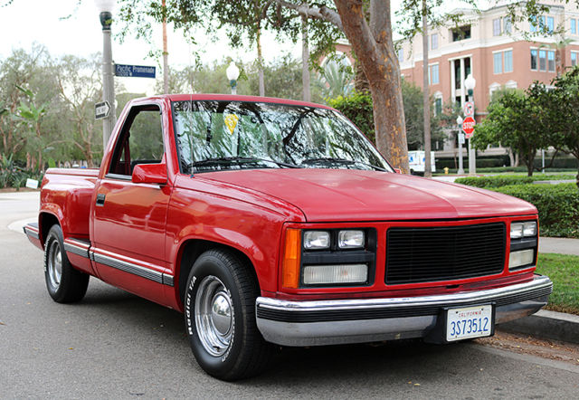 GMC Sierra 1500 C/K Single Cab StepSide 5.7L 350 V8, 51,000 Miles, One Owner 1988 GMC Sierra 1500 C/K 1500 Sierra Single Cab Step Side