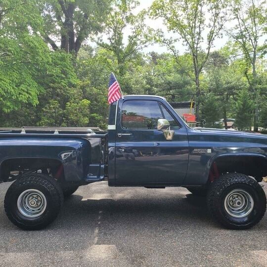 GMC Sierra 1500, factory 4x4 stepside 1985 GMC Sierra 1500