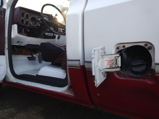 1985 GMC Sierra 1500 - photo 11