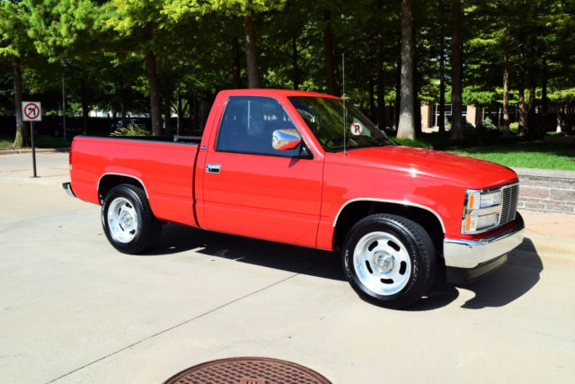 1992 GMC Sierra 1500 SLE CUSTOM - photo 4
