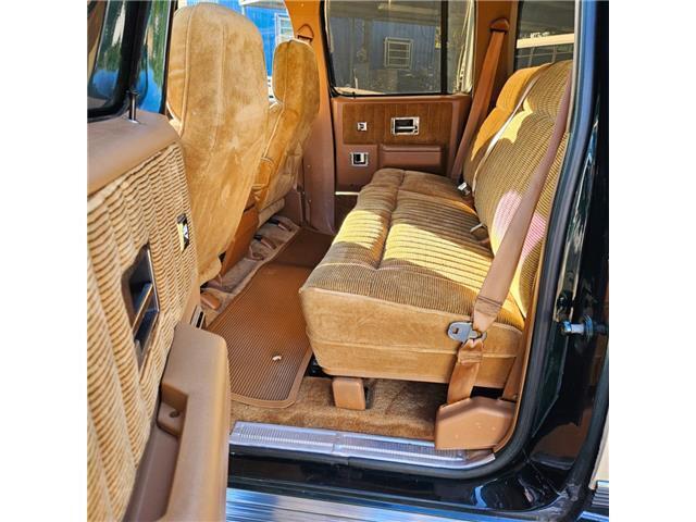 1990 GMC Suburban R1500 3rd Row CLEAN TITLE Chevrolet SUV LOW MILES - photo 8