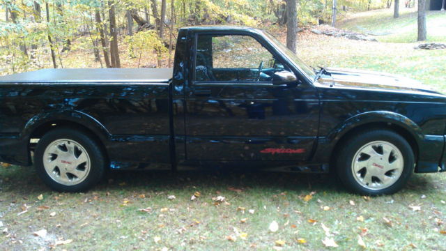 1991 GMC SYCLONE - photo 7
