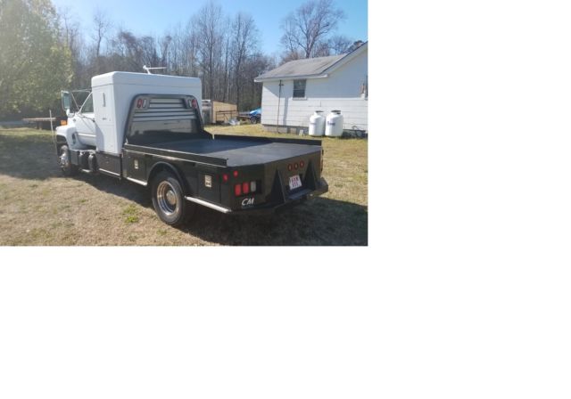 1991 GMC 6500 With Sleeper - photo 4