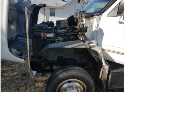 1991 GMC 6500 With Sleeper - photo 6