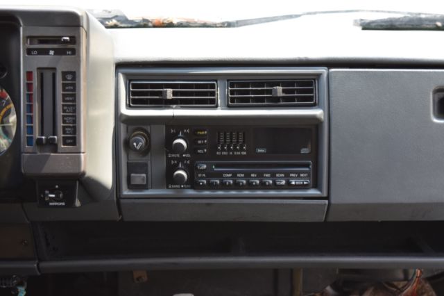 1993 GMC Typhoon - photo 12