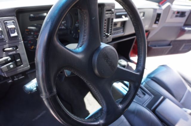 1992 GMC Typhoon - photo 13