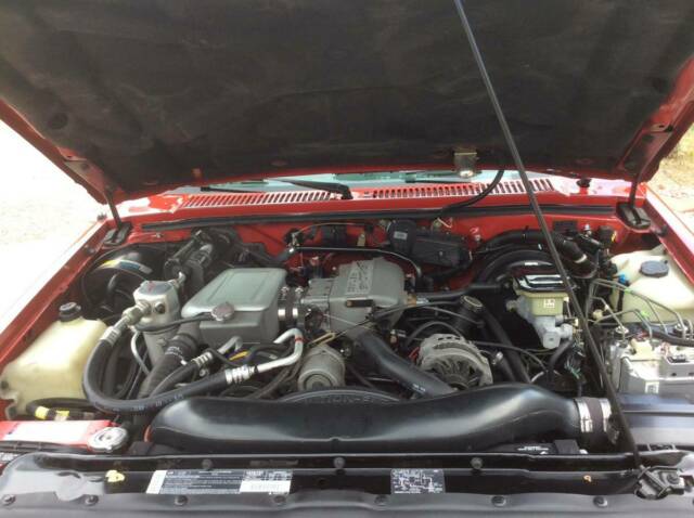 1993 GMC Typhoon Solid Red Not Clone - photo 2
