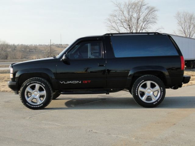 GMC YUKON GT 1994 SPORT (RARE 2 DOORS) MECHANICLY SOUND STRONG 1994 GMC Yukon GT ****RARE FIND**** 5.7 4x4