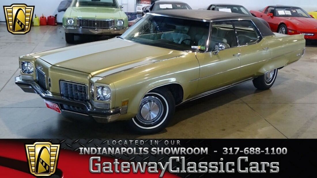 Gold 1972 Oldsmobile 98 Sedan Rocket 455 V8 3 Speed Automatic Available Now! 1972 Oldsmobile Ninety-Eight Regency