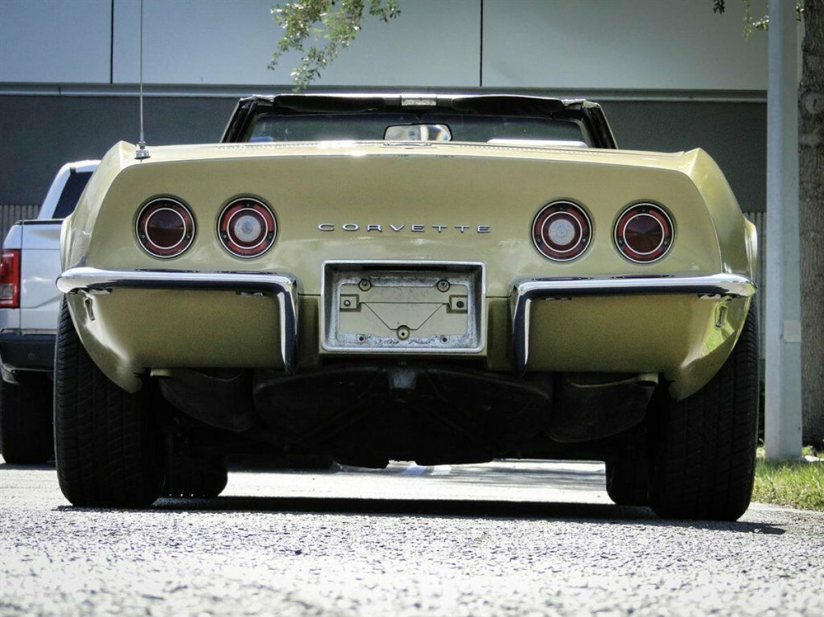 1969 Chevrolet Corvette Convertible - photo 9