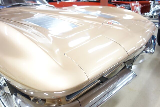 1963 Chevrolet Corvette -SPLIT WINDOW FUELIE - NCRS TOP FLIGHT WINNER - - photo 4