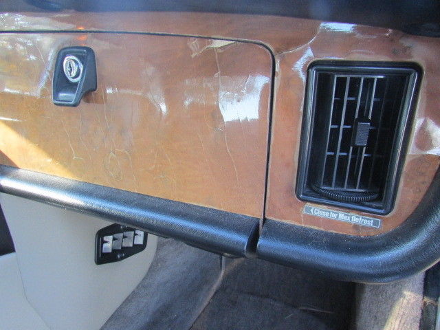 1986 Jaguar XJ6 Vanden Plas XJ6 - photo 12