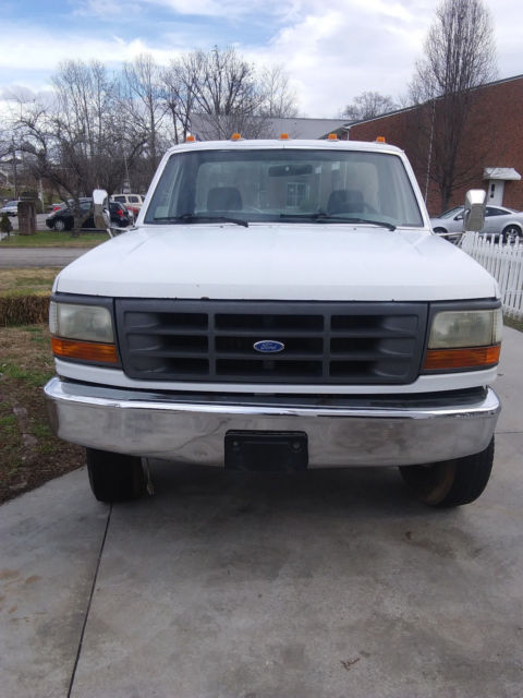 1994 Ford F-450 XL - photo 2