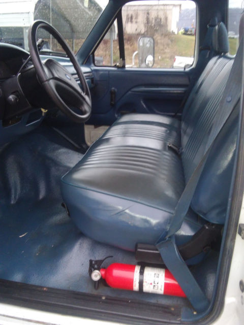 1994 Ford F-450 XL - photo 8