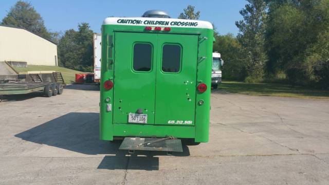 1975 Chevrolet Iinternational P30 Step van Stepvan - photo 5