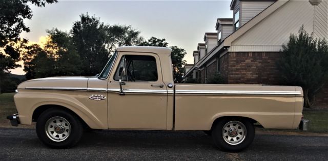 Good Looking! 1966 Ford F100 Truck SWB 352 V-8, 4 Speed, Power Steering. 1966 Ford F-100