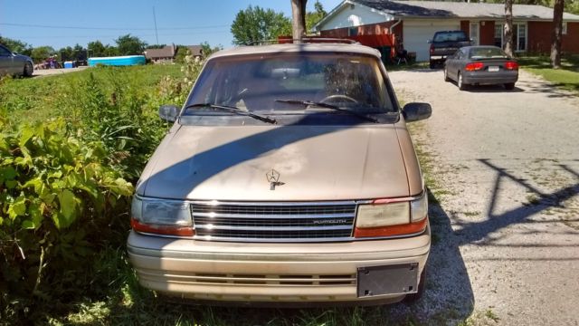 1992 Plymouth Grand Voyager Check pics - photo 4