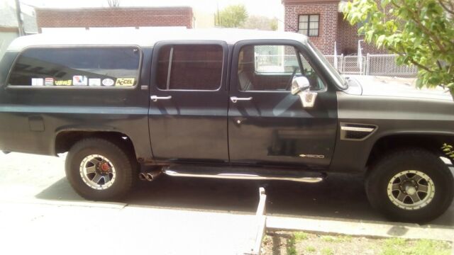 1991 Chevrolet Suburban - photo 4