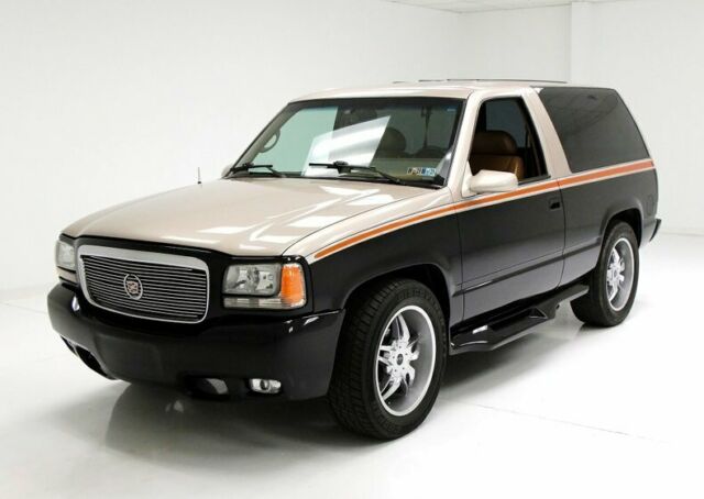 Good Two-Tone Paint Totally Restored/Replaced Interior 350 V8/ Rebuilt Trans 1993 Chevrolet Blazer