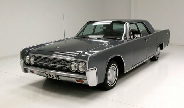 Good Undercarriage Original Interior 430ci V8/3-Speed Automatic 1963 Lincoln Continental Sedan
