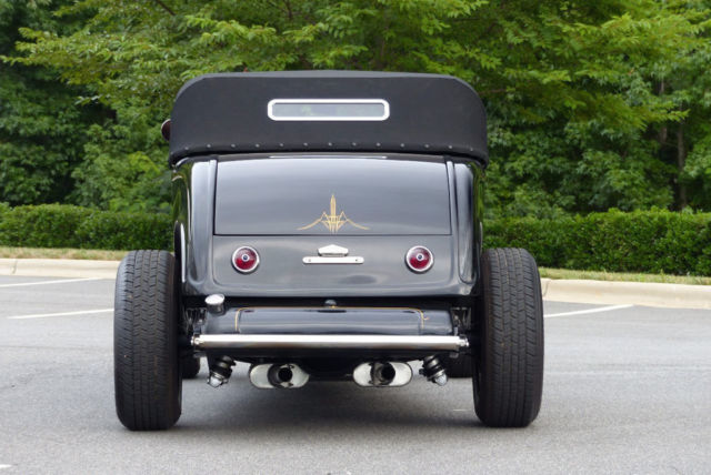 1932 Ford Highboy Roadster - photo 5