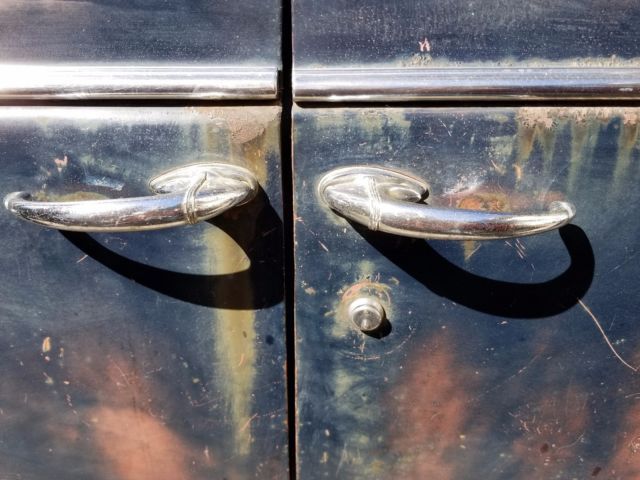 1940 Chrysler Royal ww2 era beauty!  4 SUICIDE DOORS - photo 11